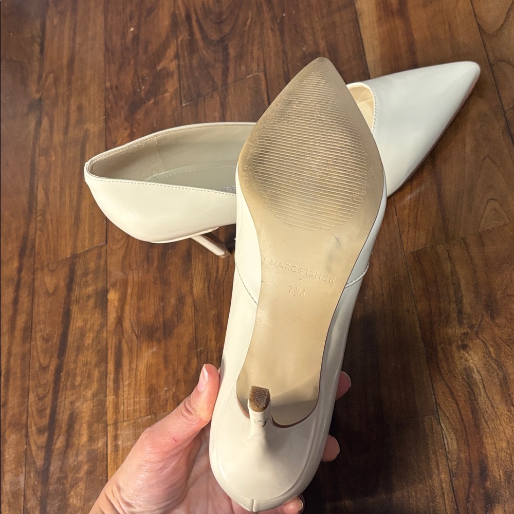 Marc Fisher Elegant Cream Pointed-Toe Women's Shoes - Picture 4 of 7